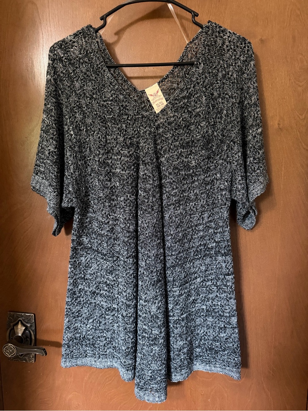 Faded Glory Black and Gray Marled V-Neck Knit Tunic